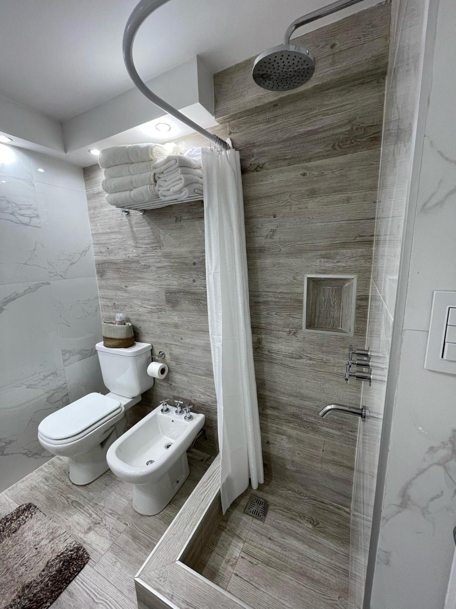 Departamento Centrico Con Cochera - Cordoba Argentina- מראה חיצוני תמונה